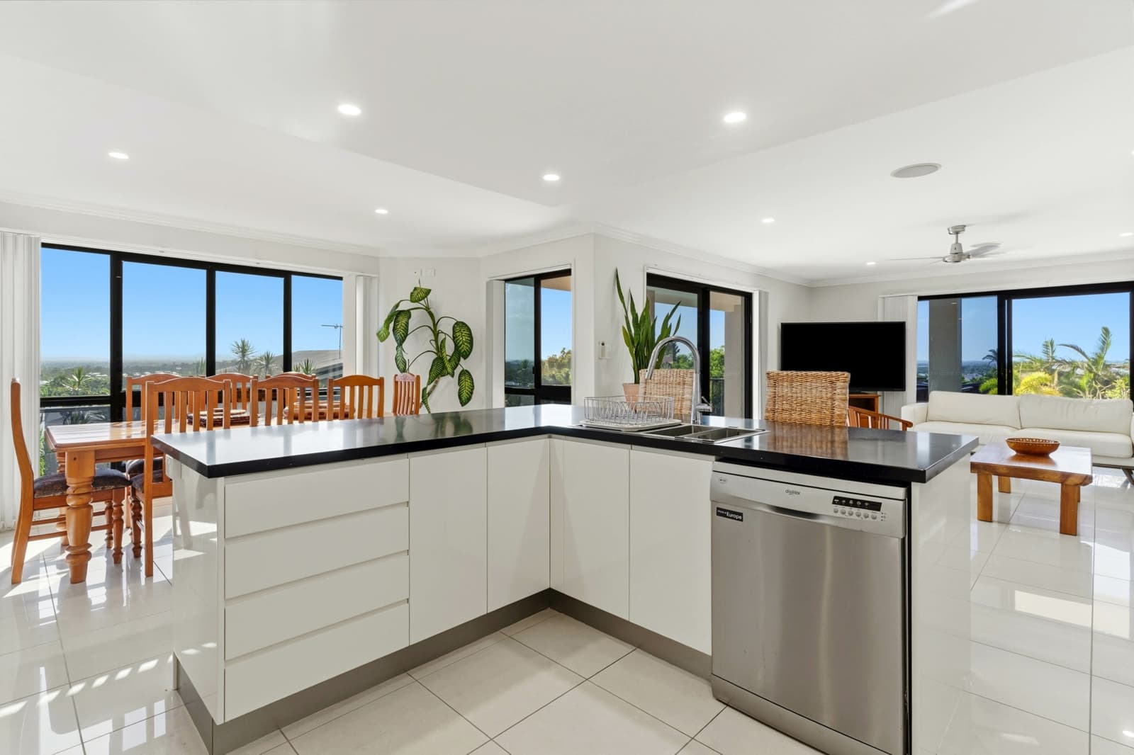 2 Kenmare Court, NORMAN GARDENS, Norman Gardens - Thumbnail 7
