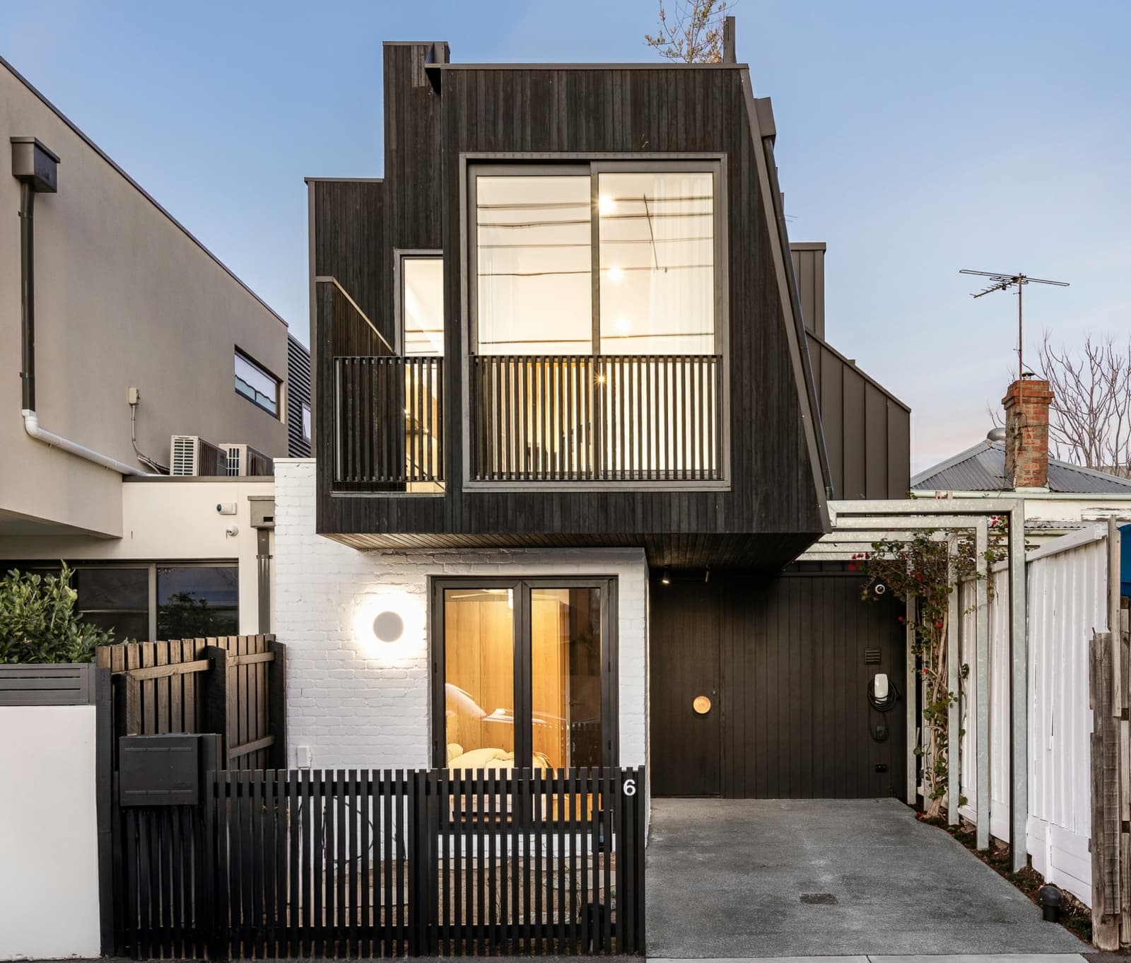 6 Leslie Street, ST KILDA EAST, St Kilda East - Image 1