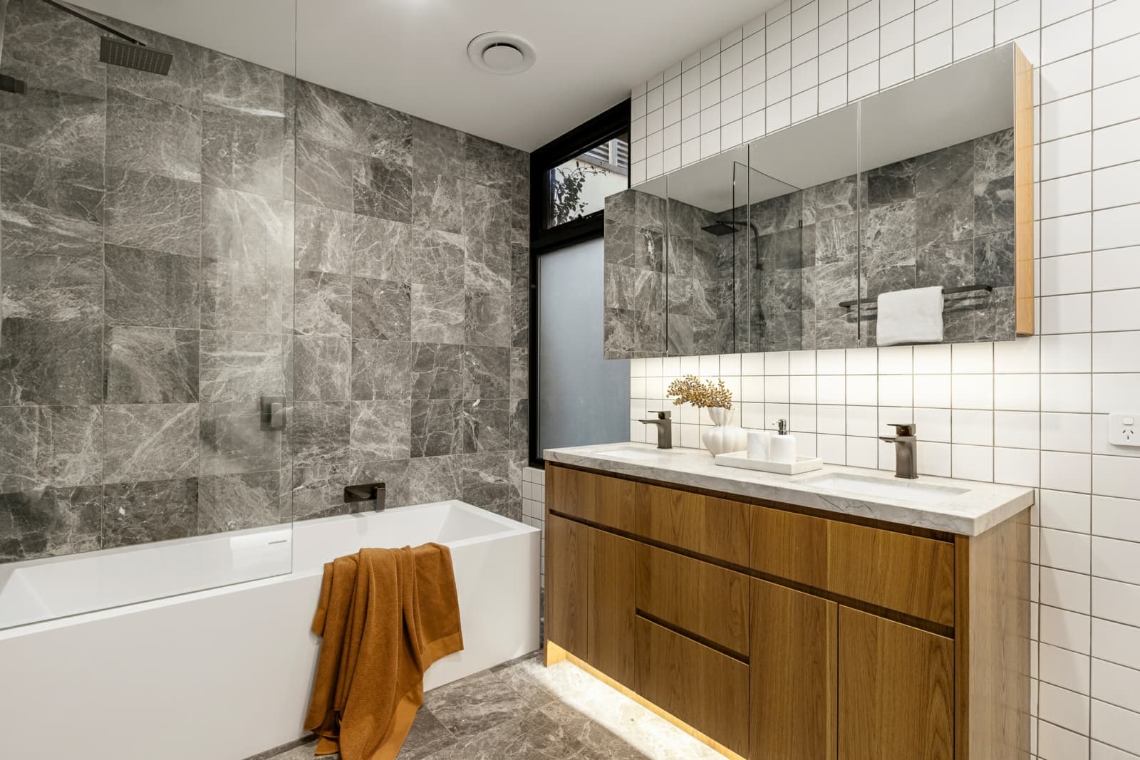 6 Leslie Street, ST KILDA EAST, St Kilda East - Thumbnail 6
