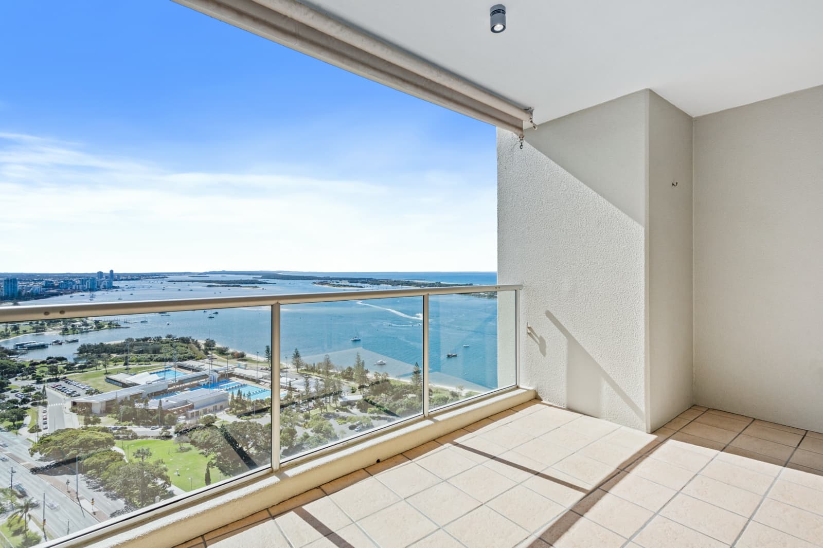 3102/50 Marine Parade, SOUTHPORT, Southport - Thumbnail 3