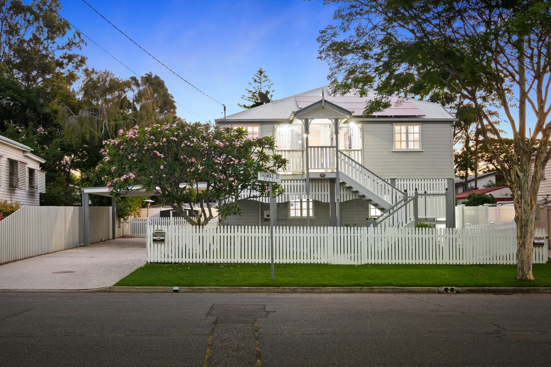 19 Thomas Street, WYNNUM, Wynnum - Image 1