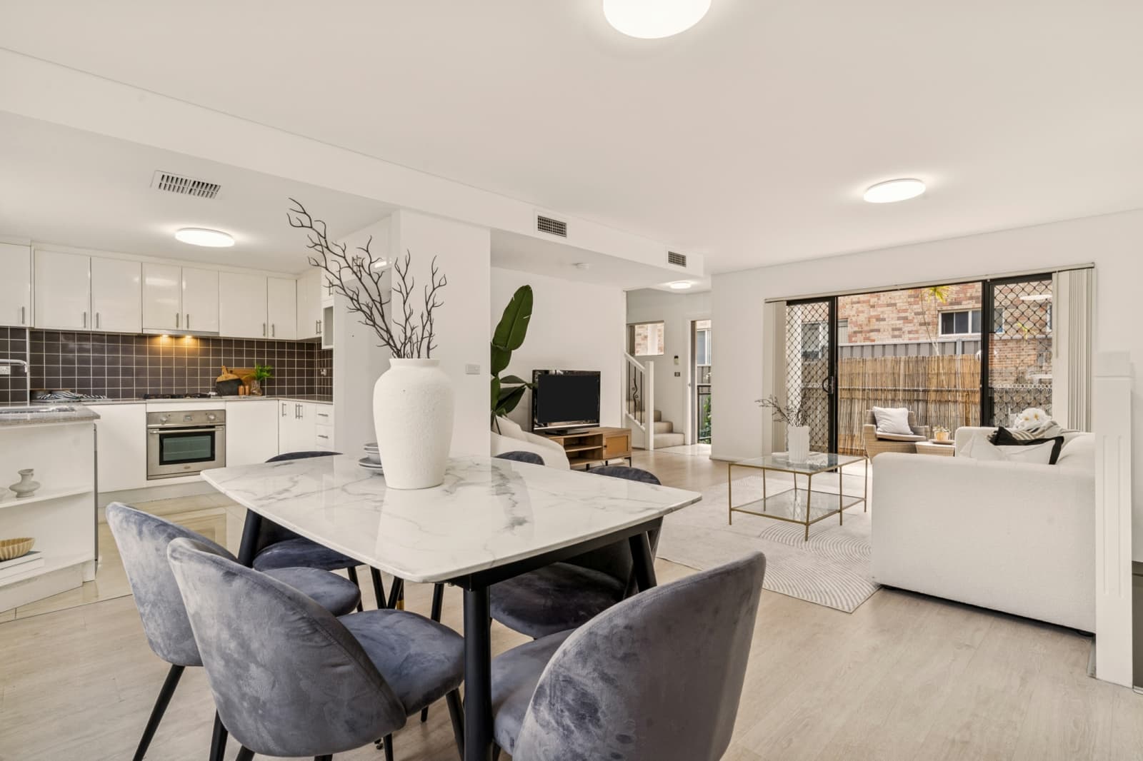 3/6 Oatley Parade, OATLEY, Oatley - Thumbnail 2