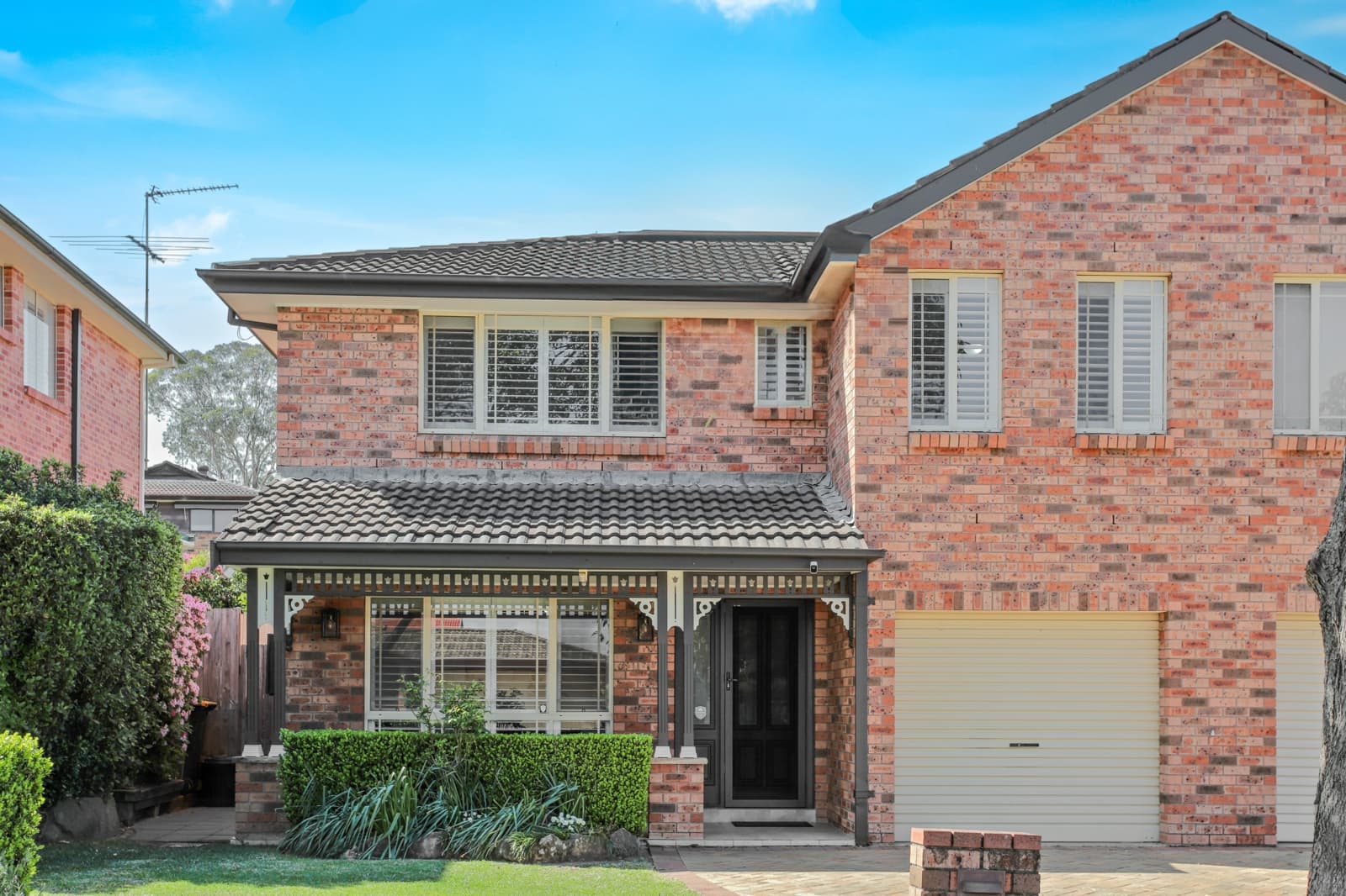 16B Noble Close, KINGS LANGLEY, Kings Langley - Image 1