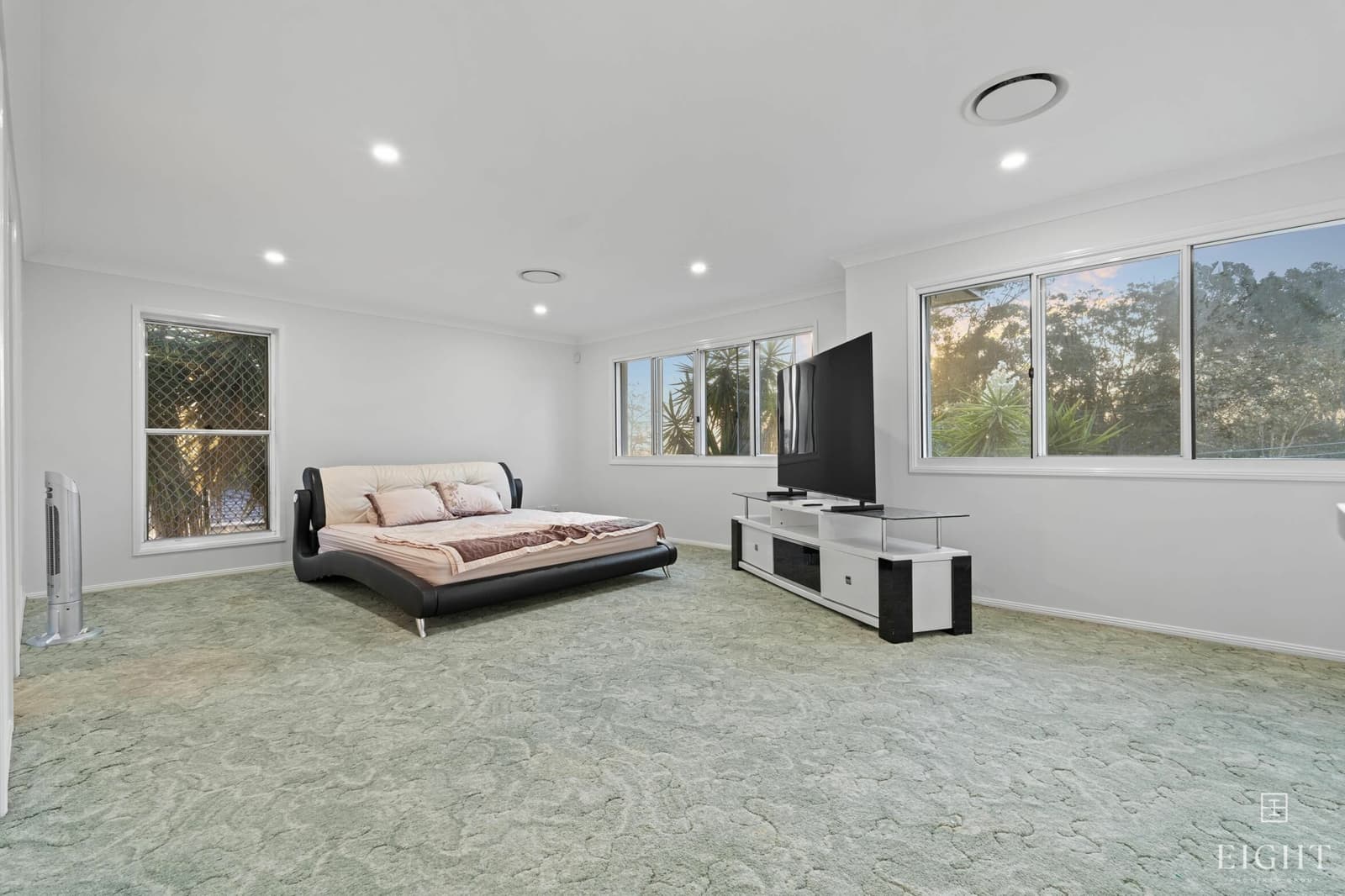 90 John Markwell Parade, DAISY HILL, Daisy Hill - Thumbnail 6