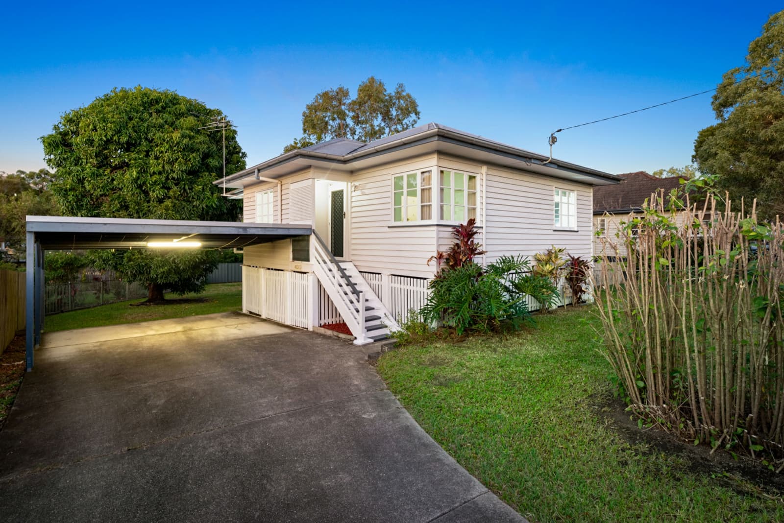 78 Glindemann Drive, HOLLAND PARK, Holland Park - Image 1