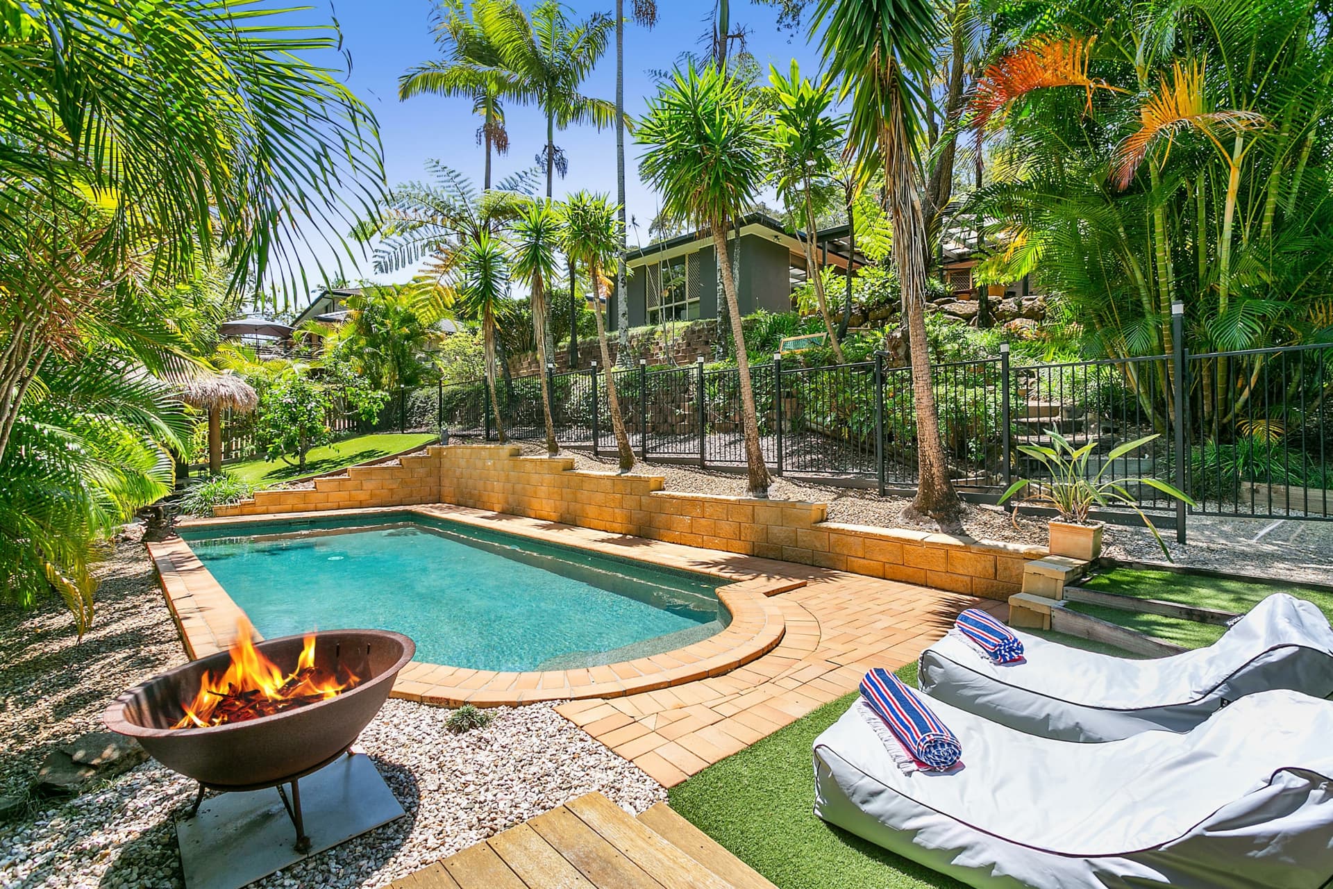 60 Forest Drive, ELANORA, Elanora - Image 1