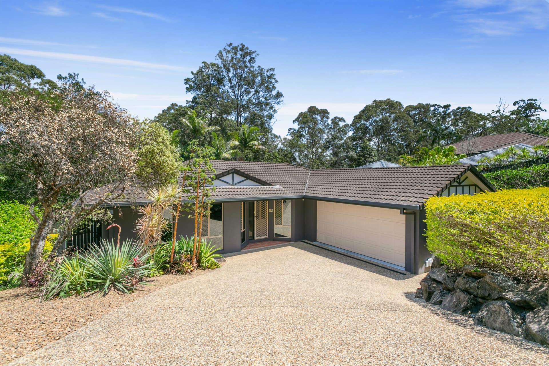 60 Forest Drive, ELANORA, Elanora - Thumbnail 3