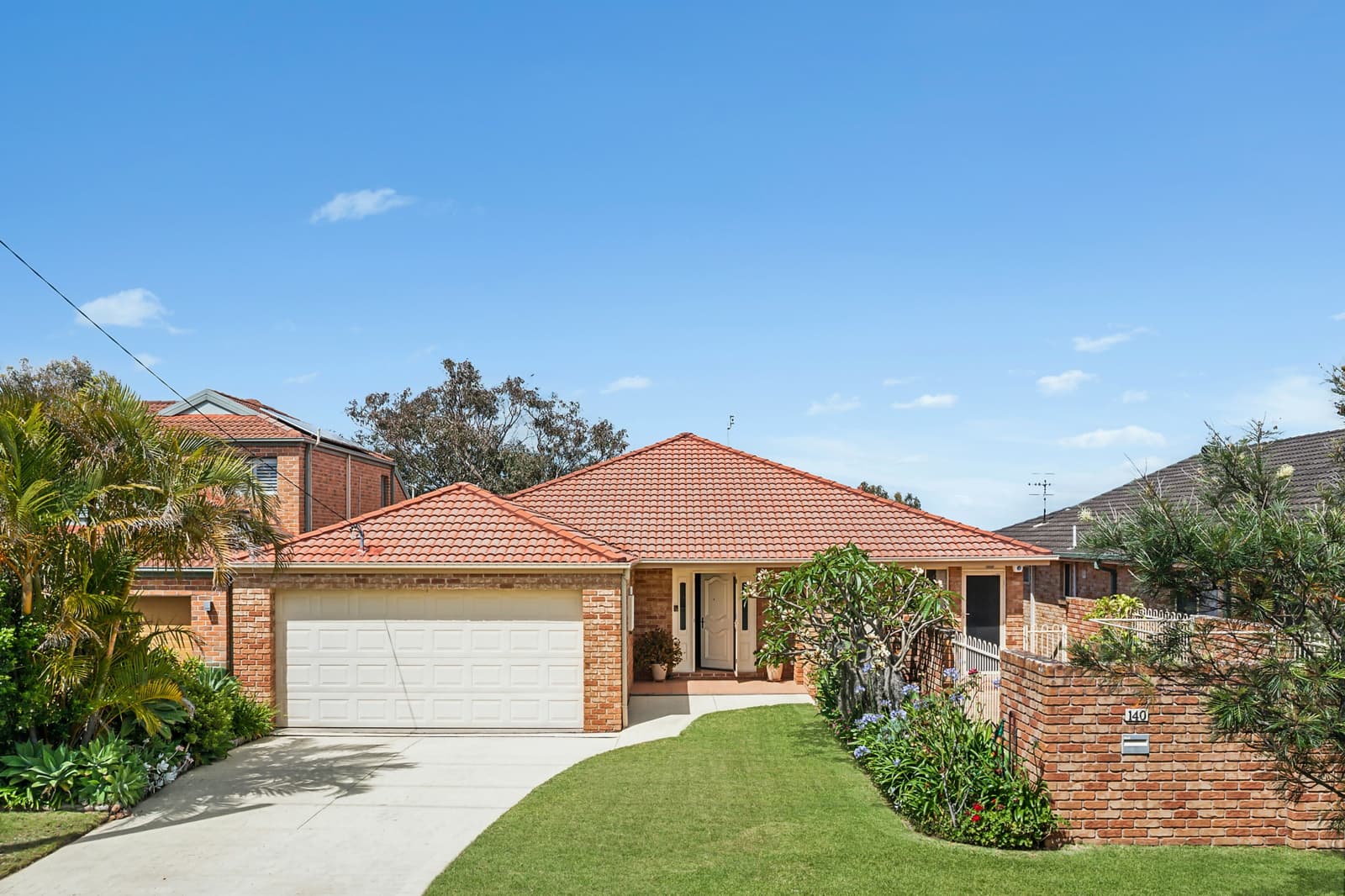 140 Diamond Head Drive, BUDGEWOI, Budgewoi - Thumbnail 4
