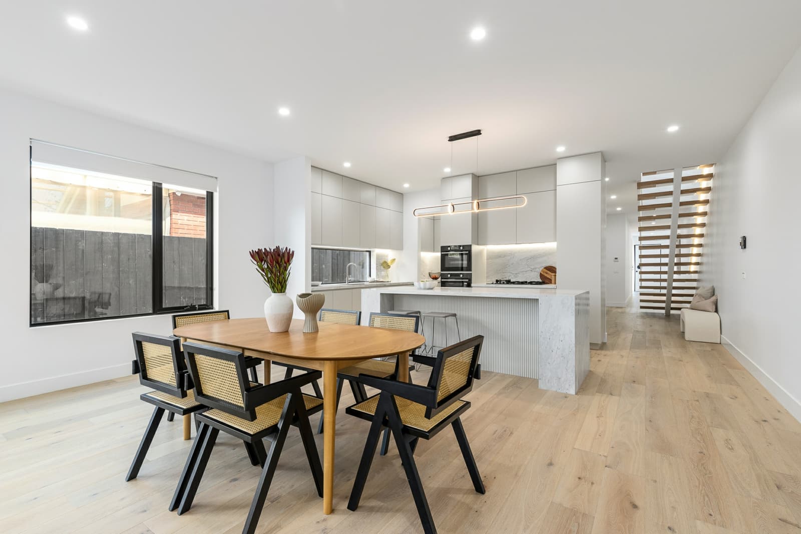 8A Kirbister Street, PASCOE VALE, Pascoe Vale - Thumbnail 3