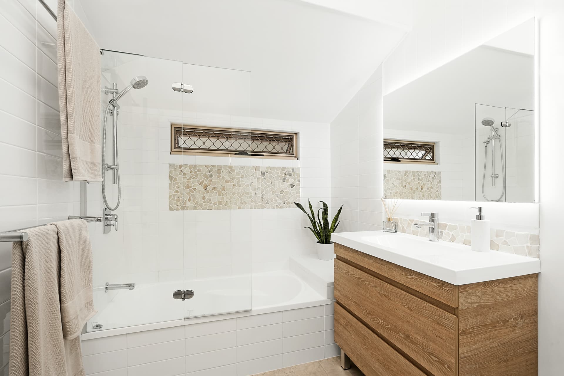223 Thistle Street, GORDON PARK, Gordon Park - Thumbnail 8