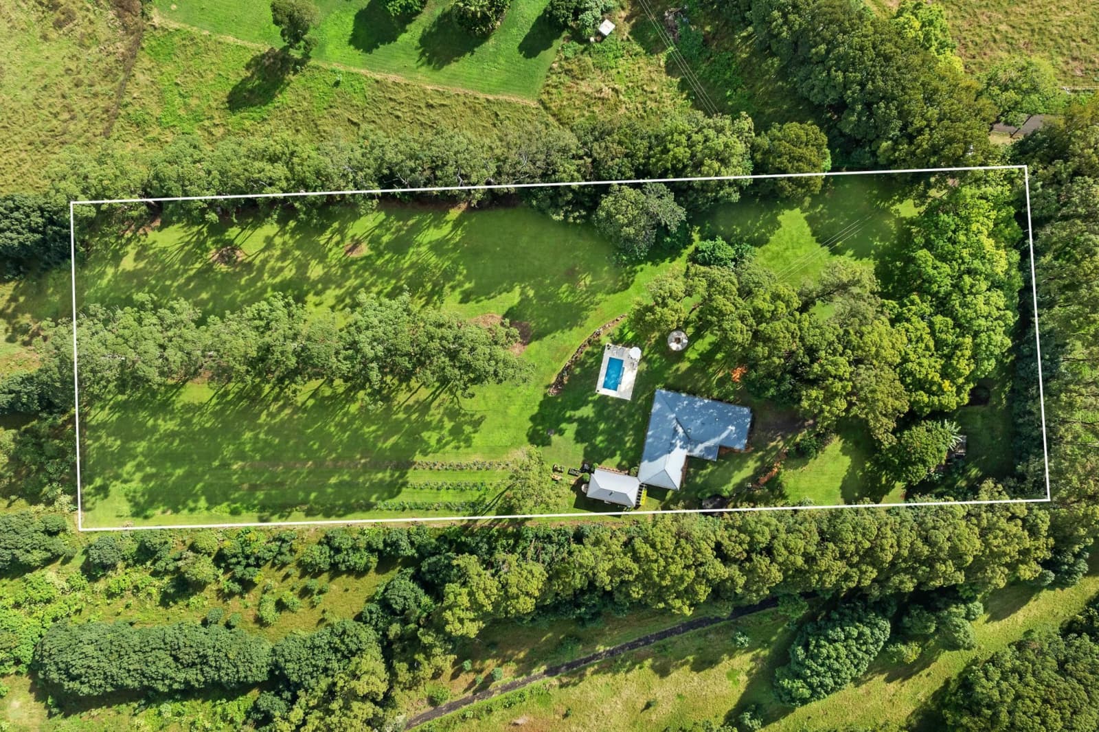 137 Stewarts Road, CLUNES, Clunes - Thumbnail 3