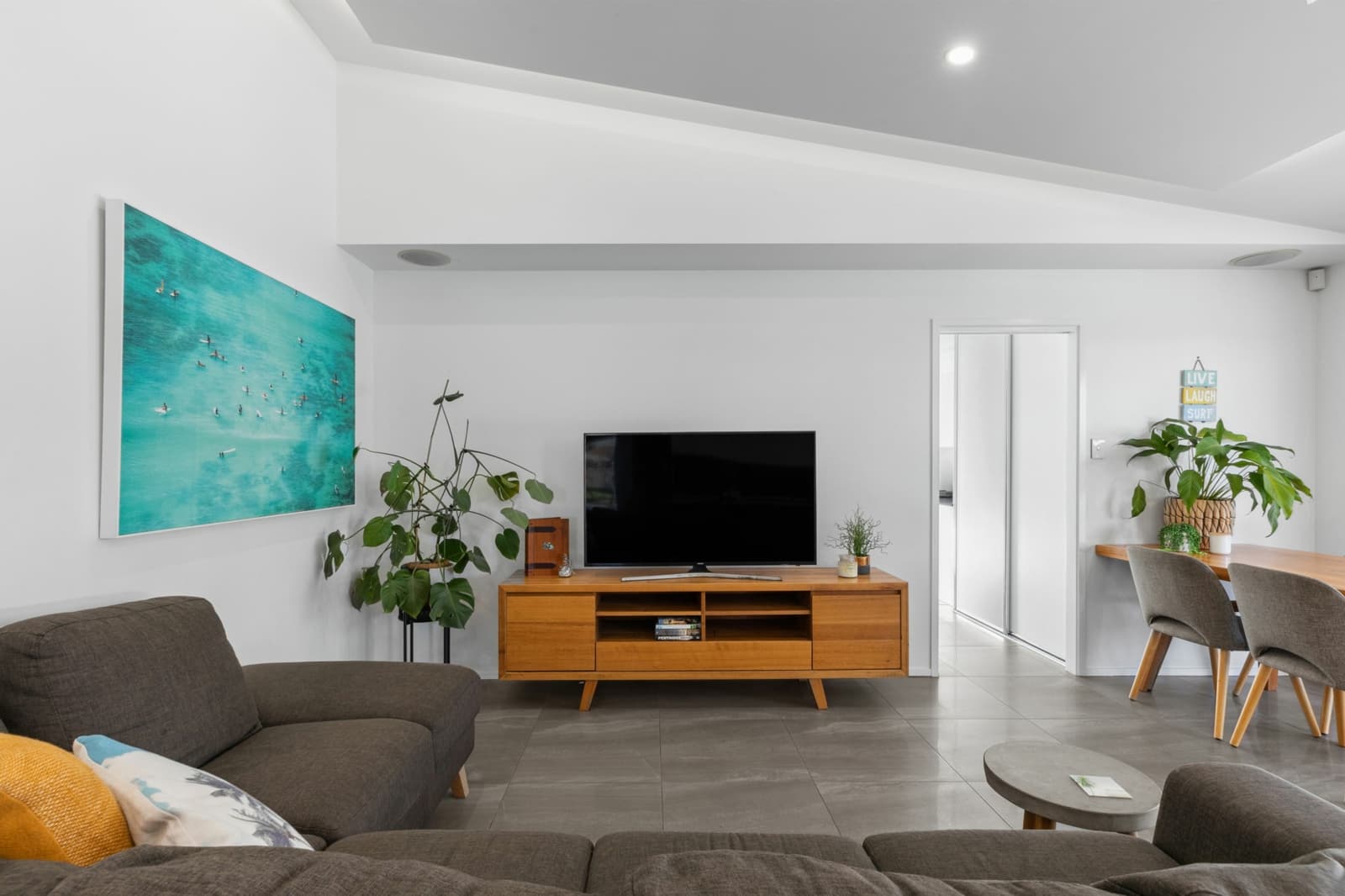 5 Christine Court, MOOLOOLABA, Mooloolaba - Thumbnail 5