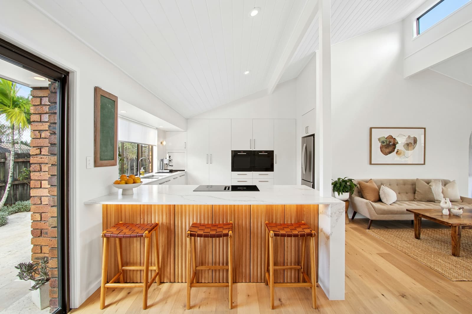 6 Flametree Terrace, BANORA POINT, Banora Point - Thumbnail 3