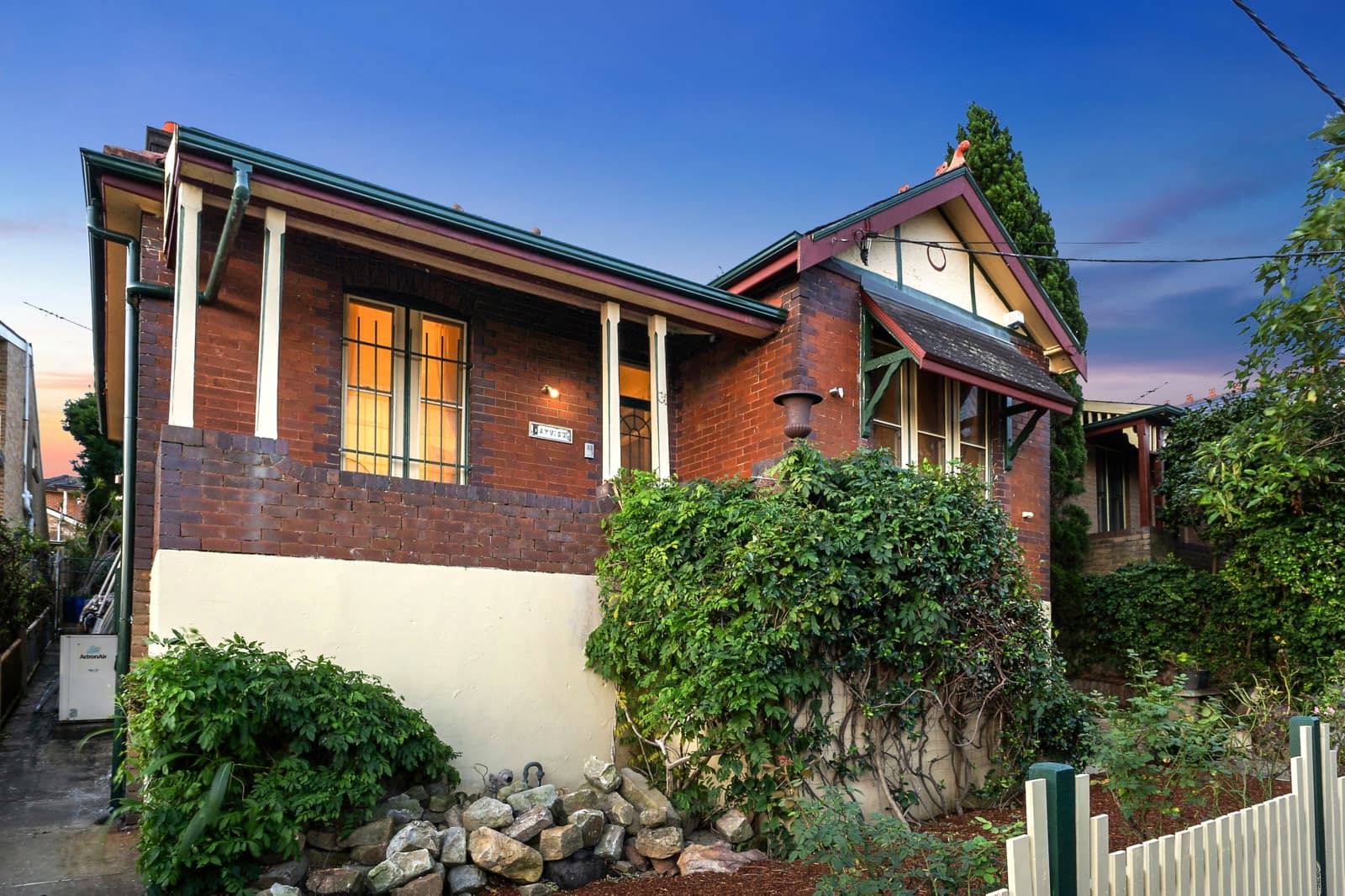 31 Amiens Street, GLADESVILLE, Gladesville - Thumbnail 2