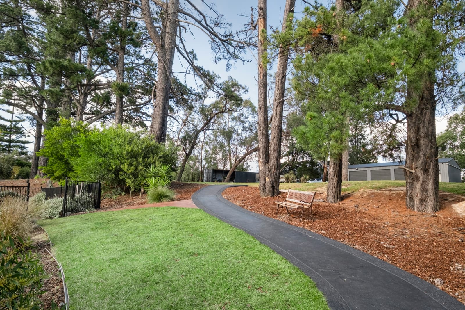 6 Birdswood Court, LANGWARRIN SOUTH, Langwarrin South - Thumbnail 7