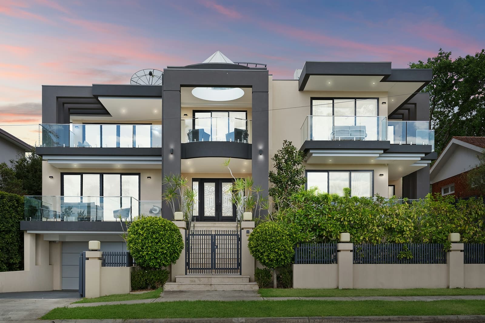 150 Tennyson Road, TENNYSON POINT, Tennyson Point - Image 1