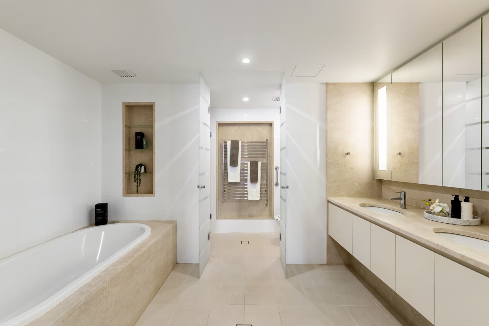 603/30 Cliff Street, MILSONS POINT, Milsons Point - Thumbnail 8