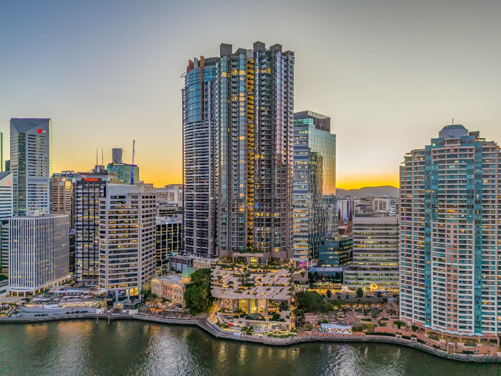 4702/443 Queen Street, Brisbane City - Image 1