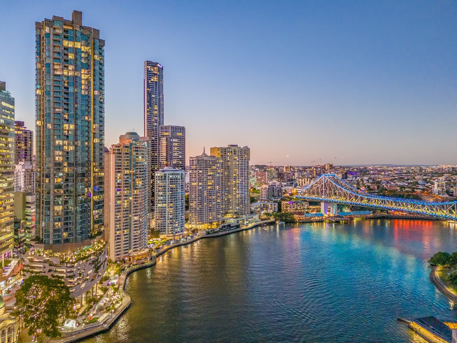 4702/443 Queen Street, Brisbane City - Thumbnail 2