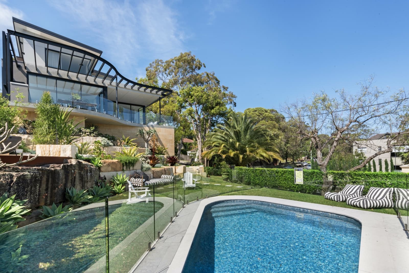 9 Gray Street, HENLEY, Henley - Image 1