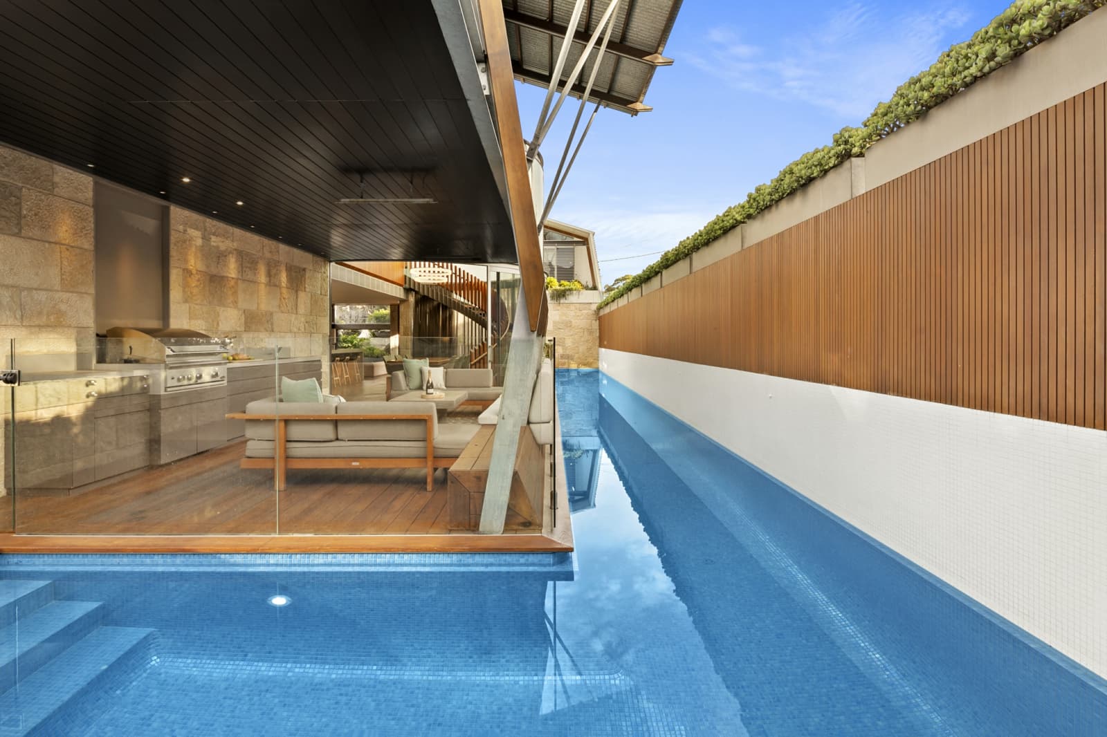 61 Victoria Street, WAVERLEY, Waverley - Thumbnail 4