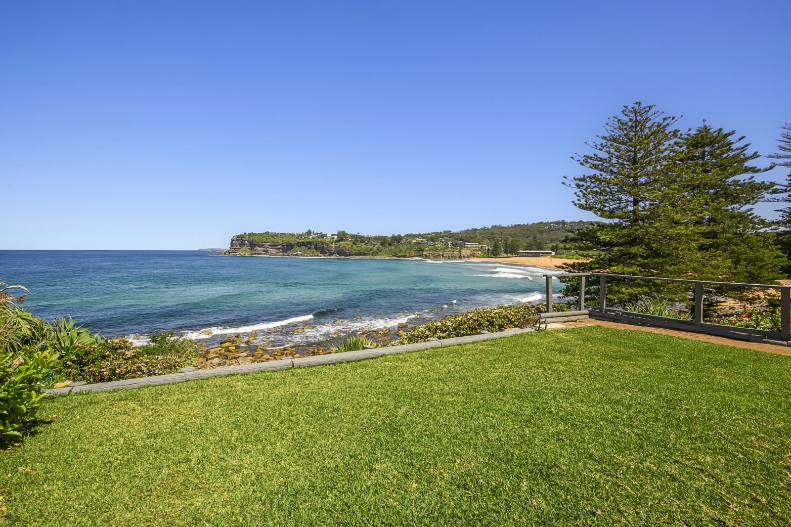 21 Marine Parade, AVALON BEACH, Avalon Beach - Thumbnail 2