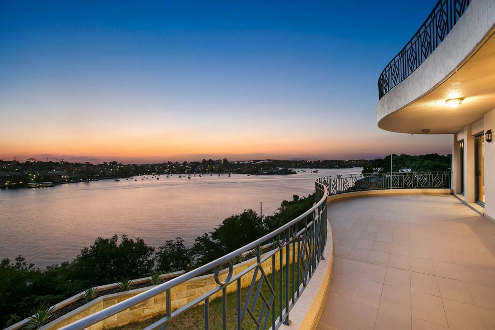11 Chevalier Crescent, HUNTERS HILL, Hunters Hill - Thumbnail 3