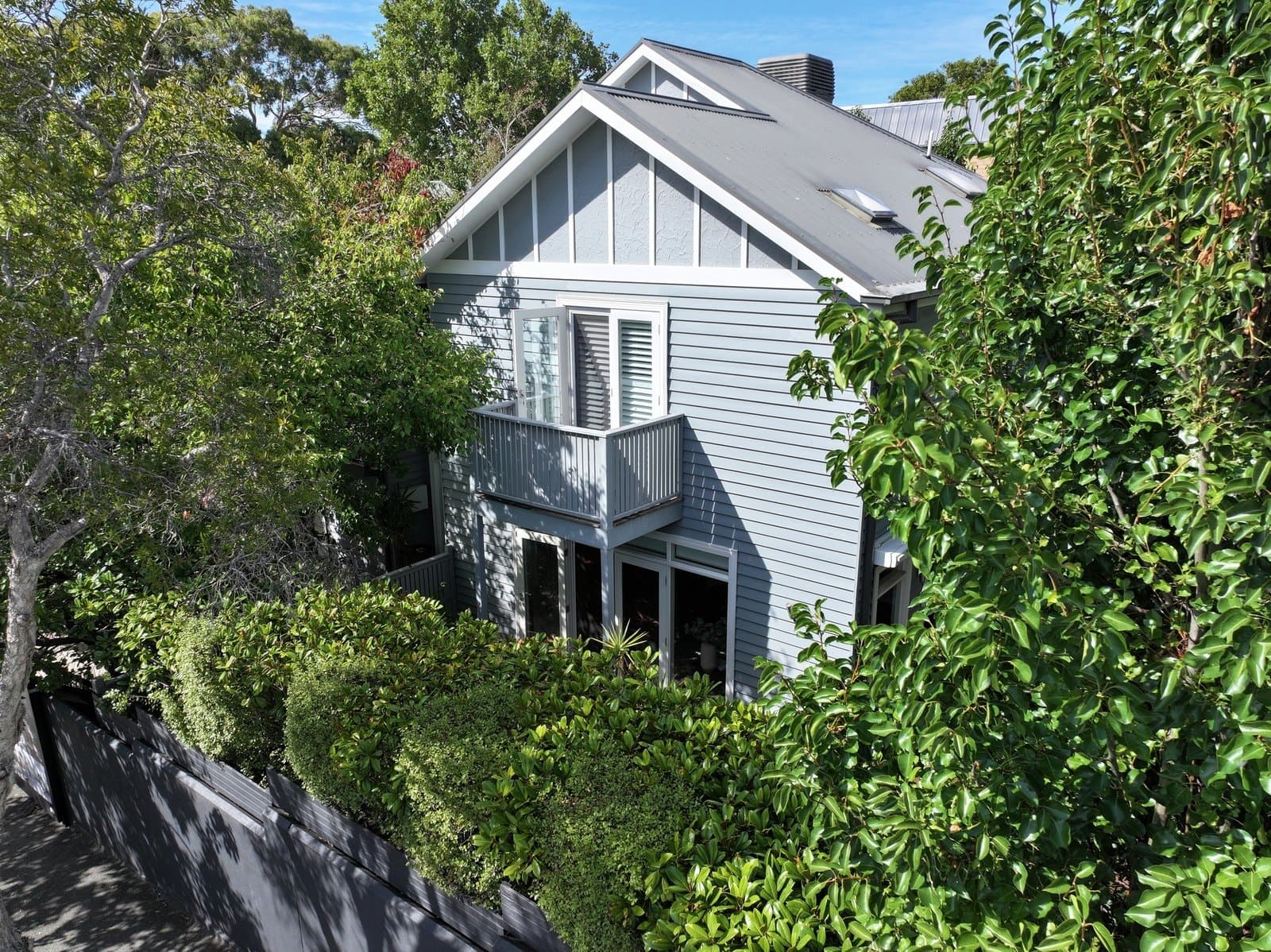 24 Lawes Street, Hawthorn - Thumbnail 2