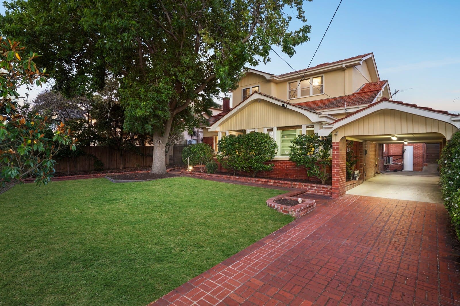 14 Hoyt Street, Hampton - Image 1