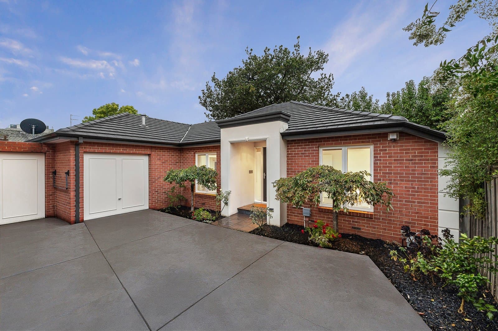 3/15 Dickens Street, Glen Iris - Thumbnail 2