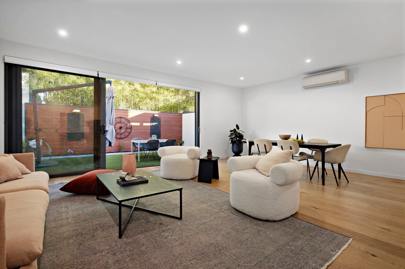 12 Nelson Street, Port Melbourne - Thumbnail 2