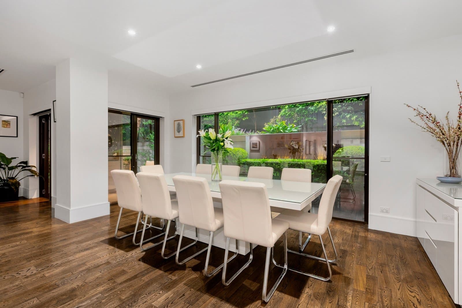 2/4 Carnarvon Road, Caulfield North - Thumbnail 5