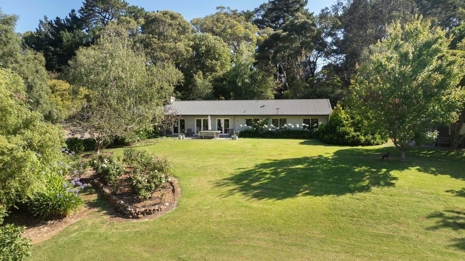 220 Barkers Road, Main Ridge - Image 1