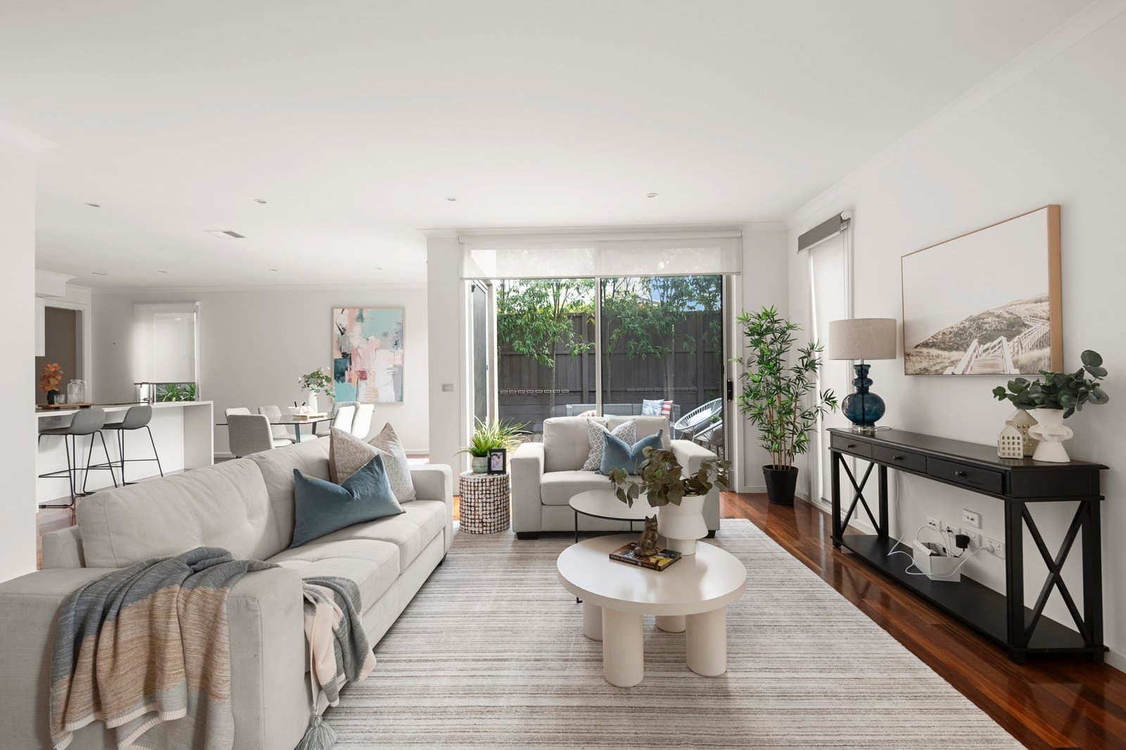 2A Boorahman Street, Balwyn North - Thumbnail 2
