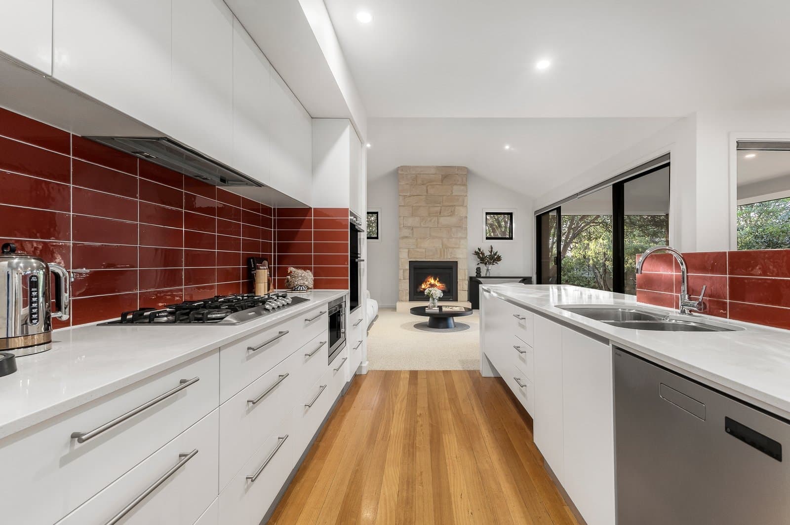 4 Clayton Road, Balwyn - Thumbnail 5