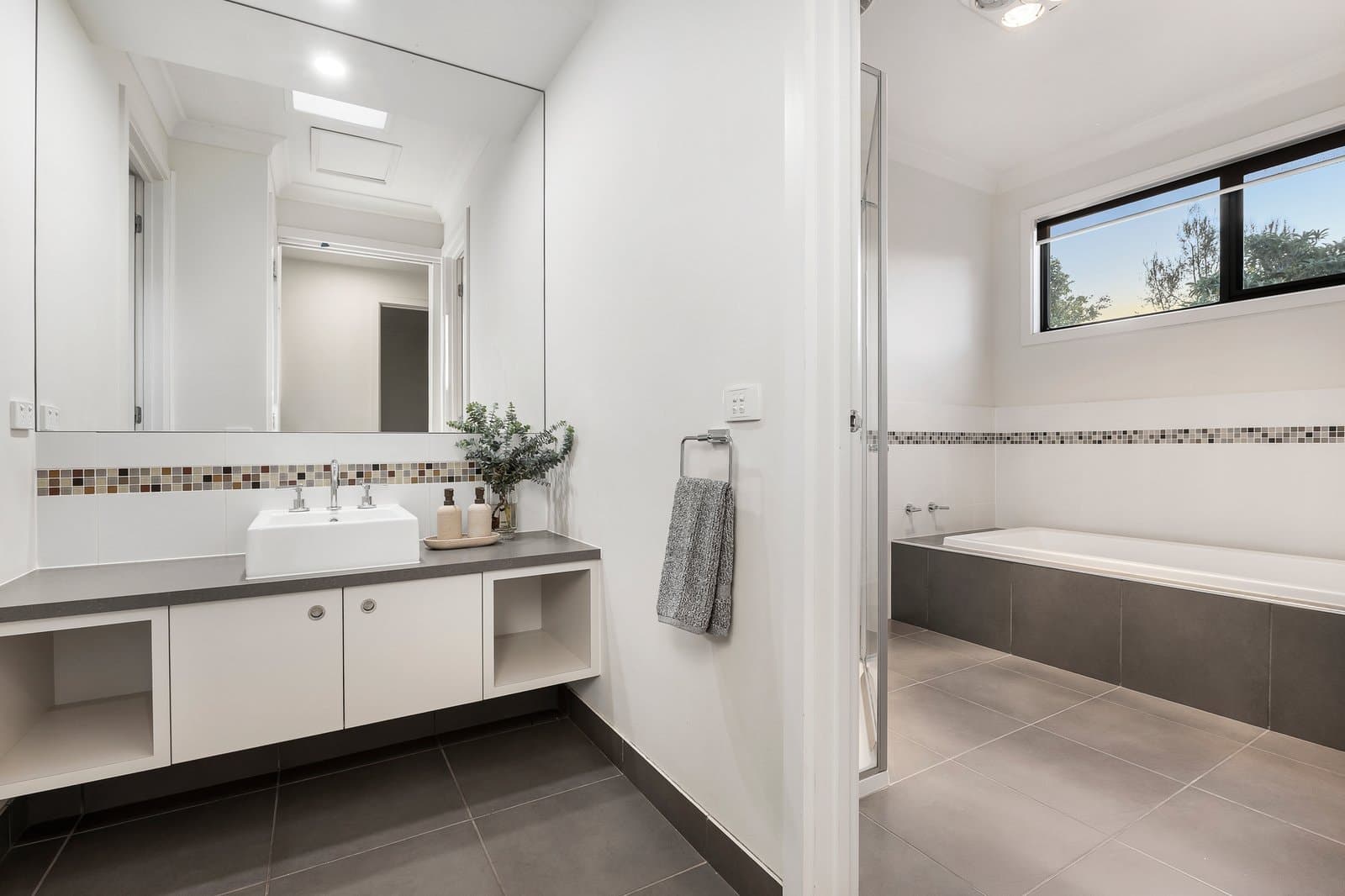 4 Clayton Road, Balwyn - Thumbnail 7