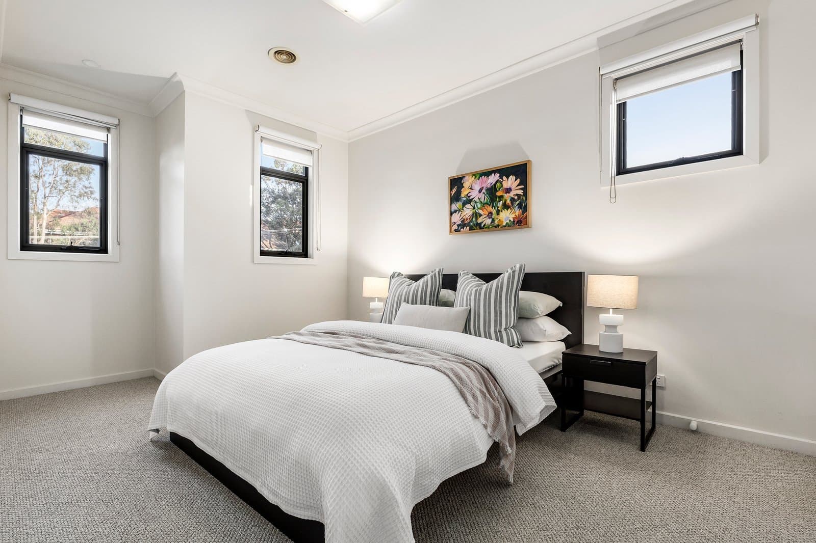 4 Clayton Road, Balwyn - Thumbnail 8