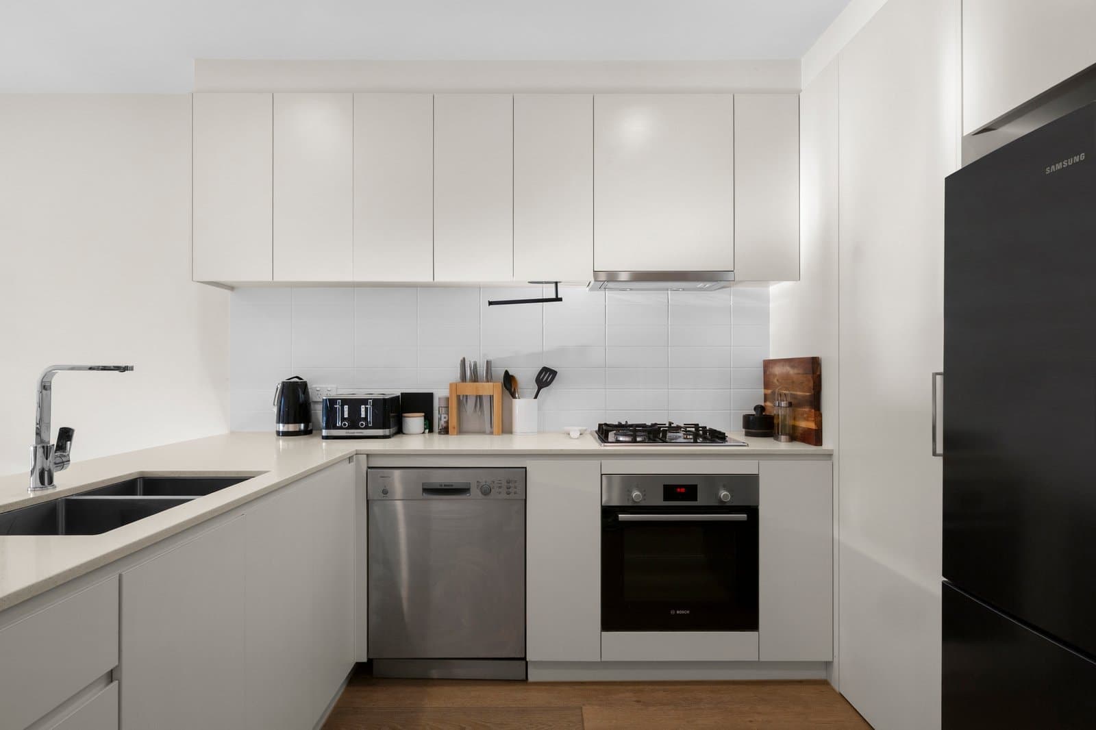 5/12 Barker Street, Cheltenham - Thumbnail 4
