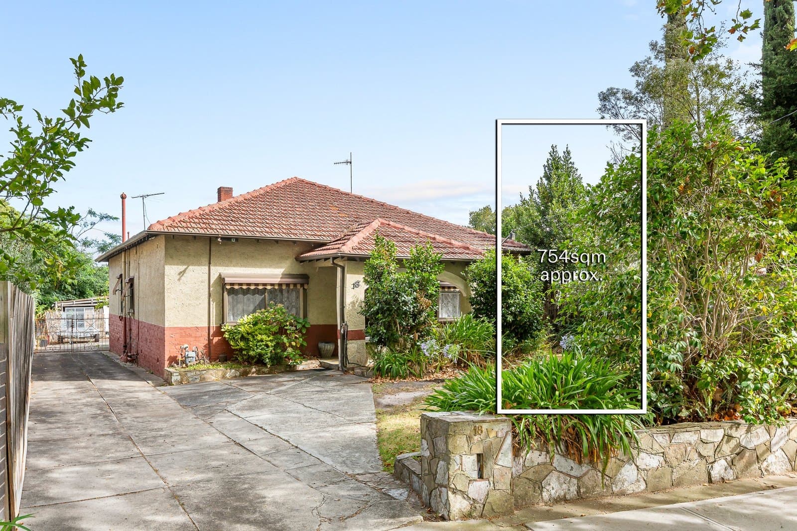 18 Through Road, Camberwell - Image 1