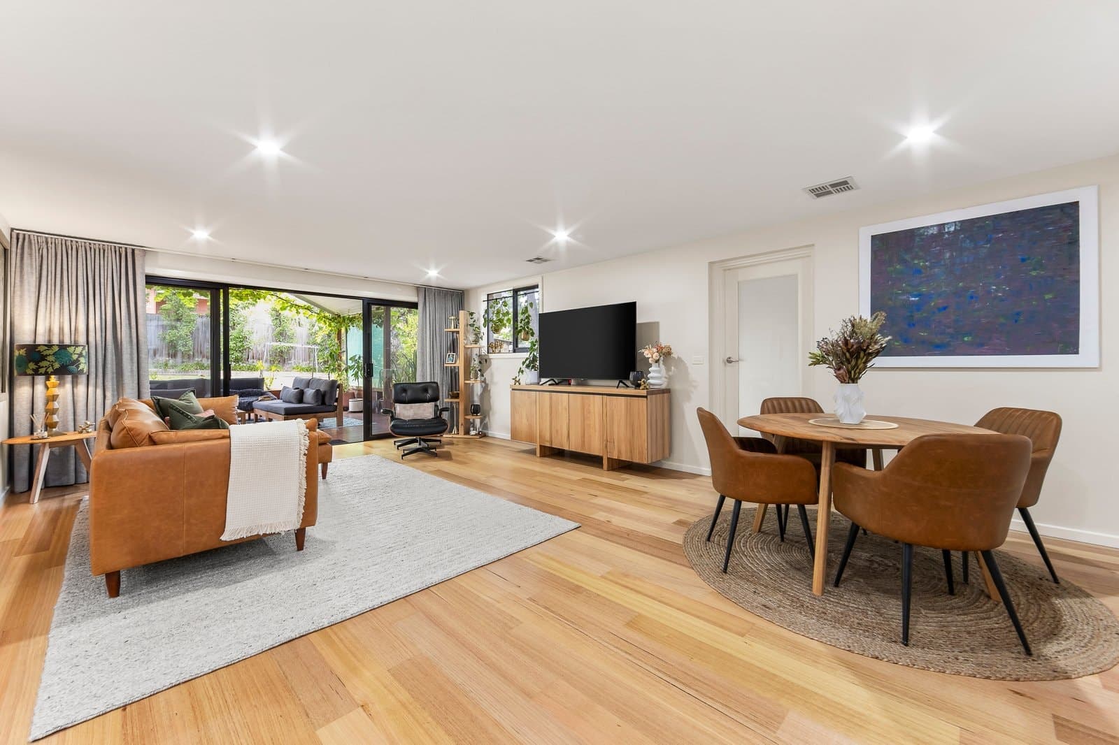 6 The Boulevard, Montrose - Thumbnail 4