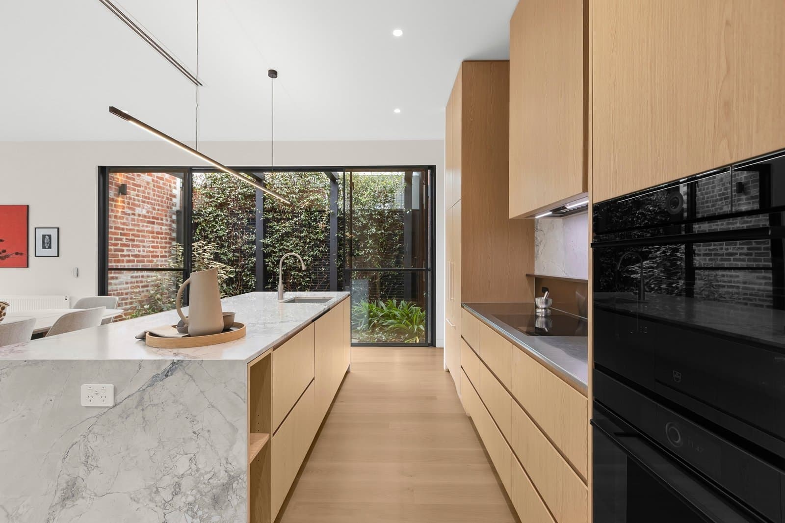 17 Allenby Road, Canterbury - Thumbnail 6
