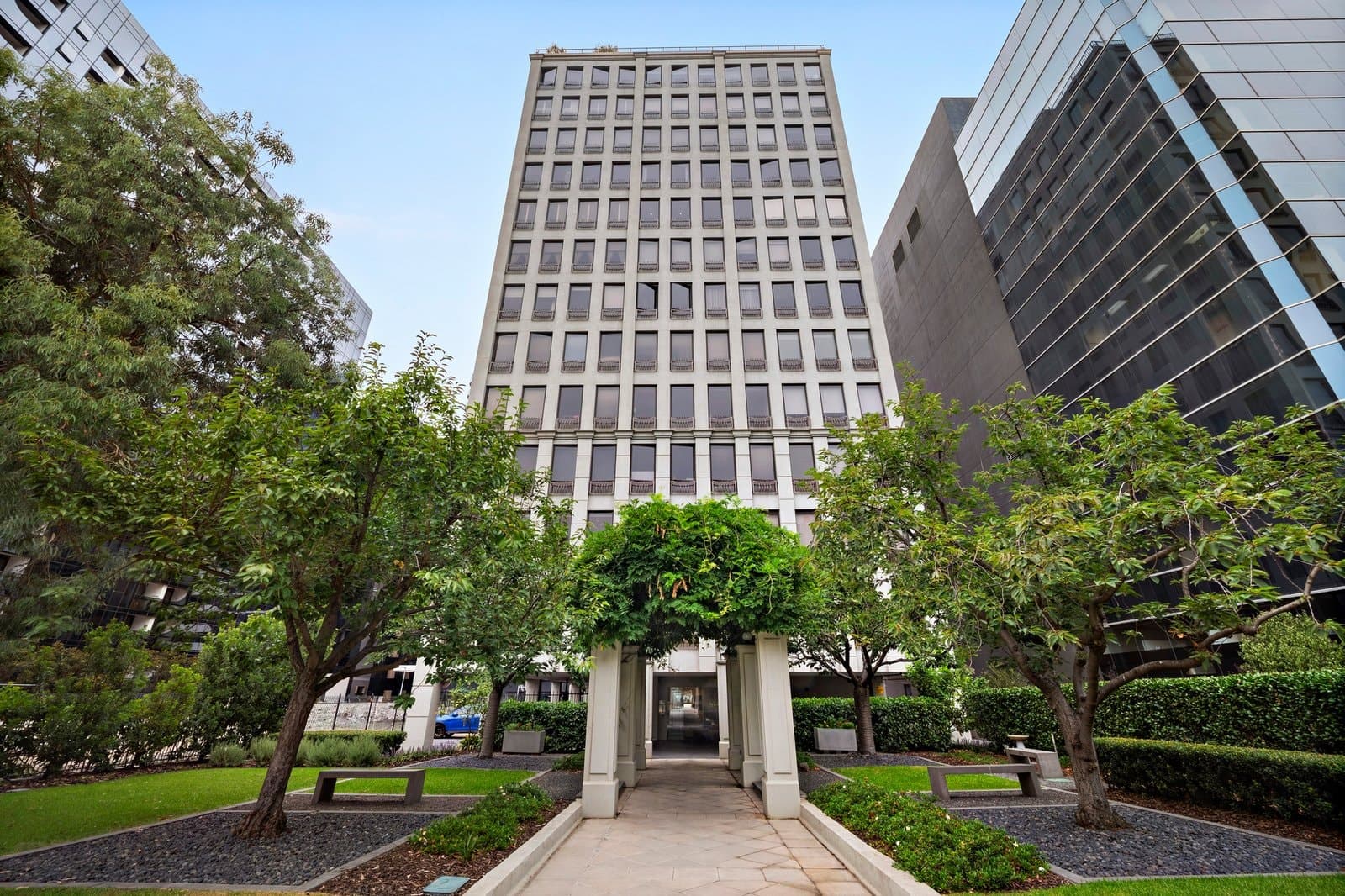 609/442 St Kilda Road, Melbourne - Image 1