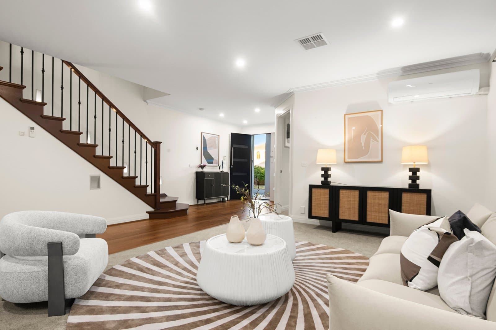 11 Belgrove Avenue, Balwyn - Thumbnail 2