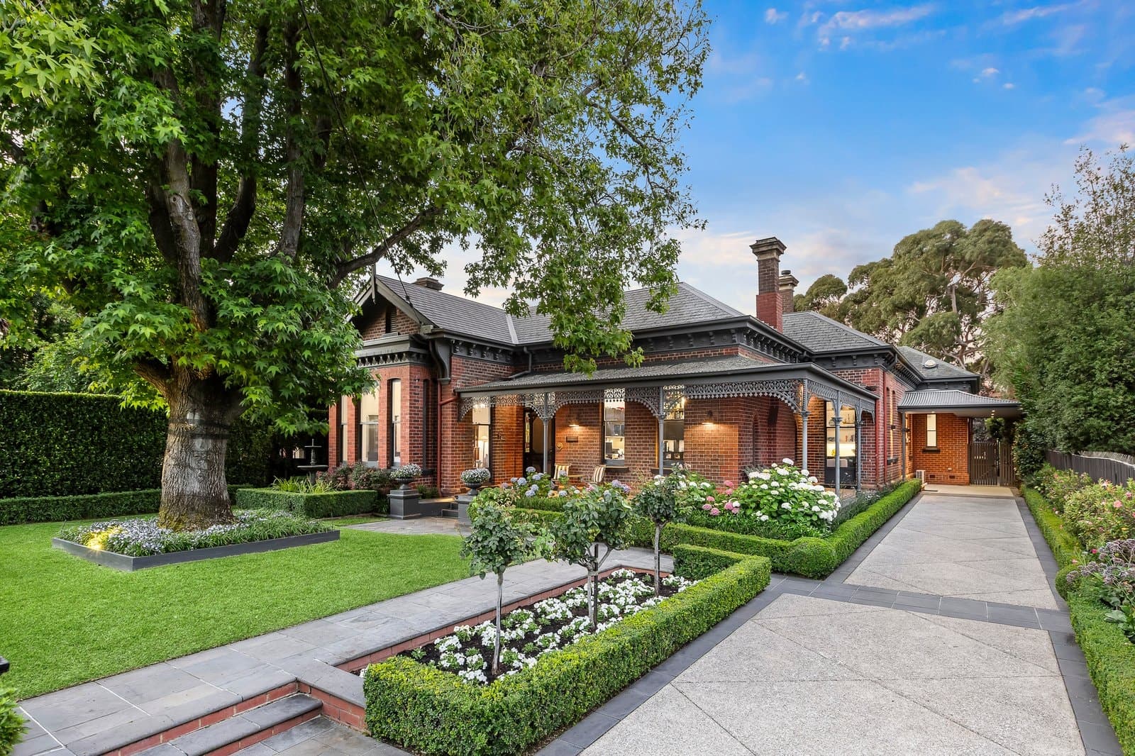 33 Hawthorn Grove, Hawthorn - Image 1