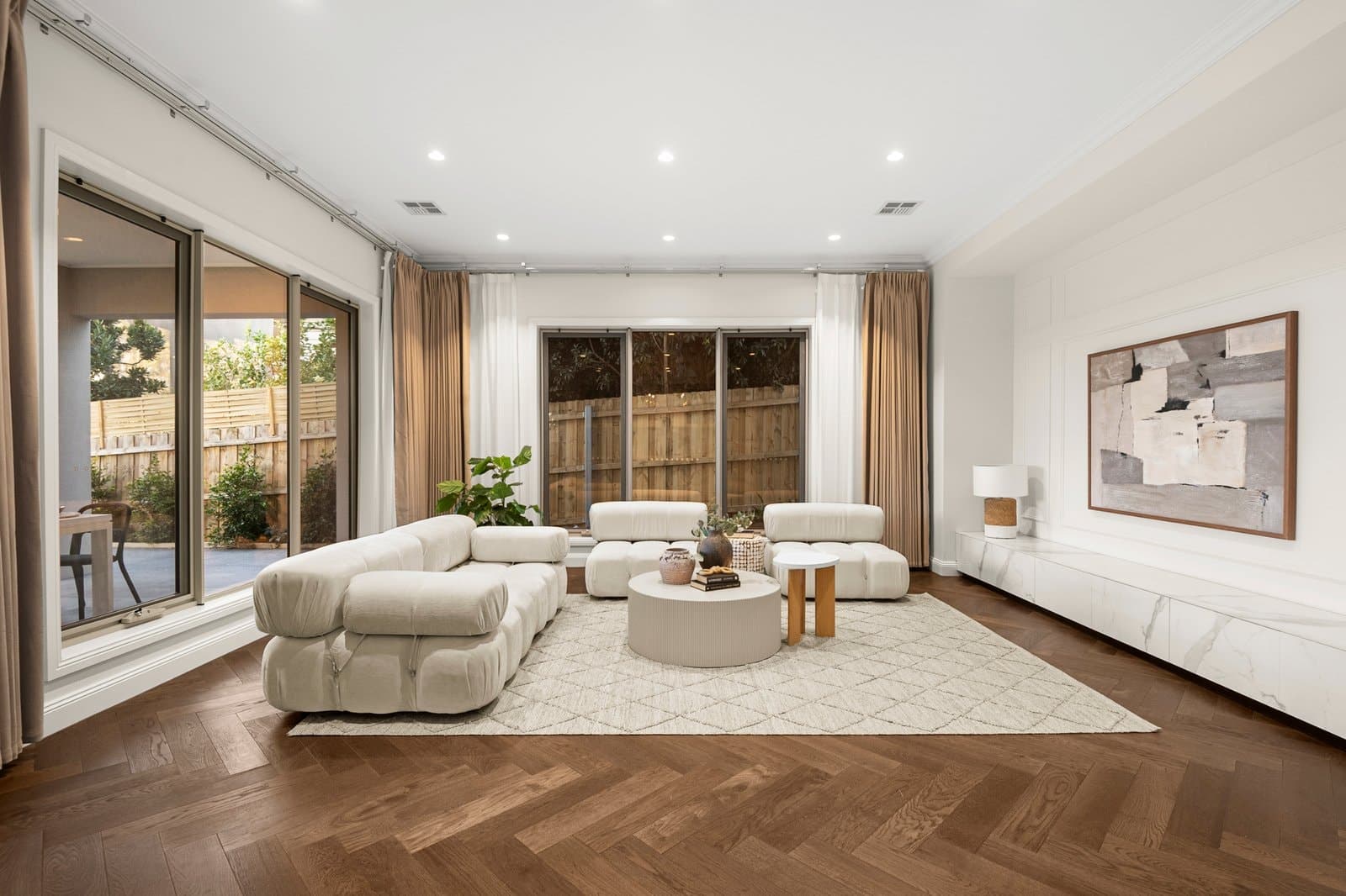 31 Burroughs Road, Balwyn - Thumbnail 4