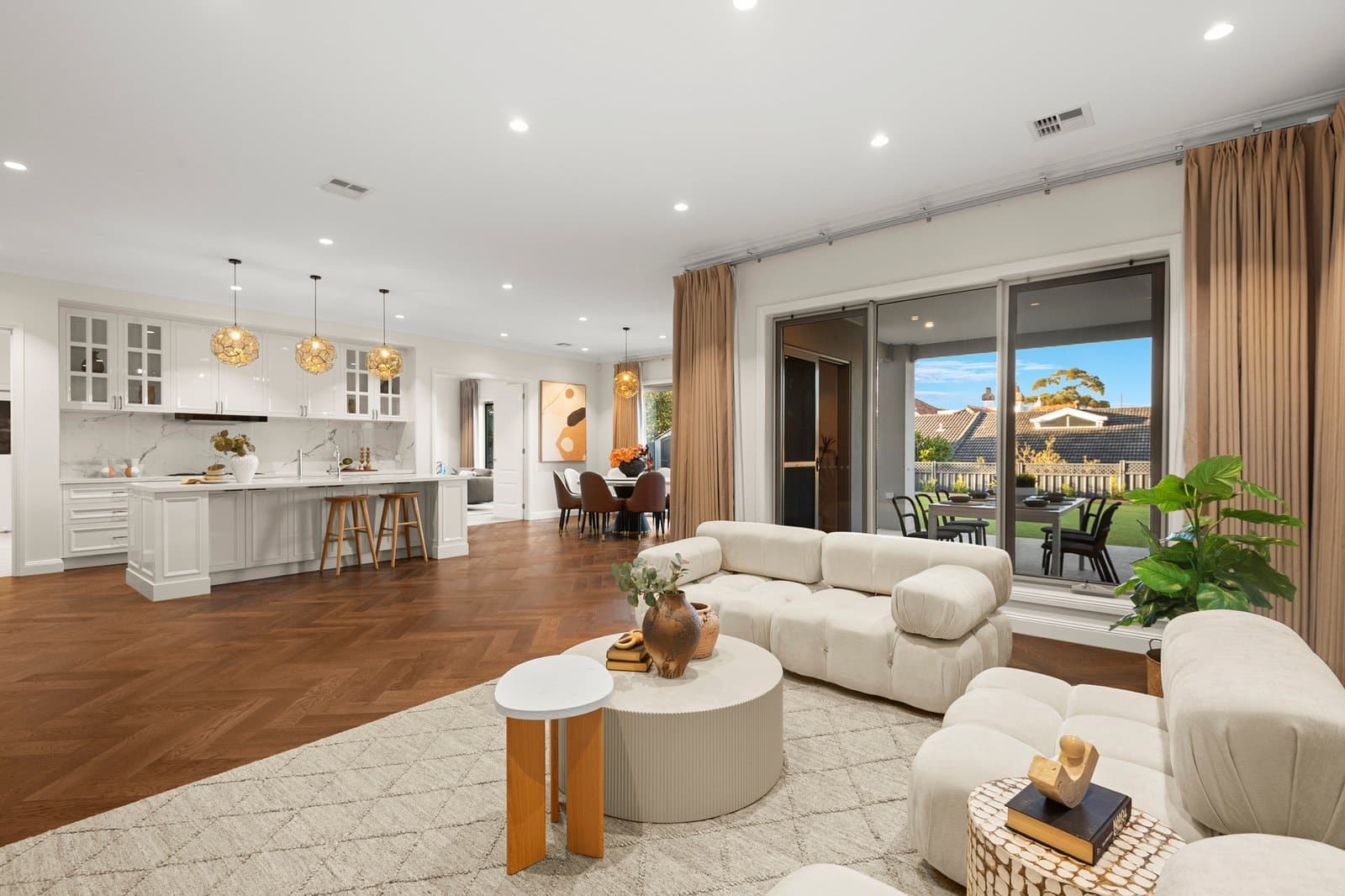 31 Burroughs Road, Balwyn - Thumbnail 5