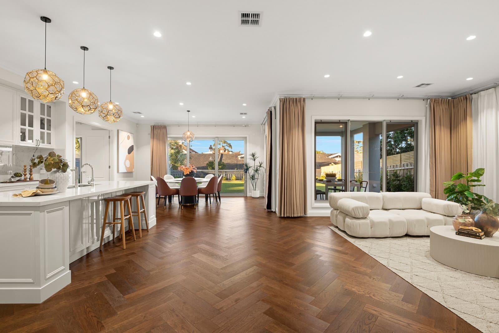 31 Burroughs Road, Balwyn - Thumbnail 6