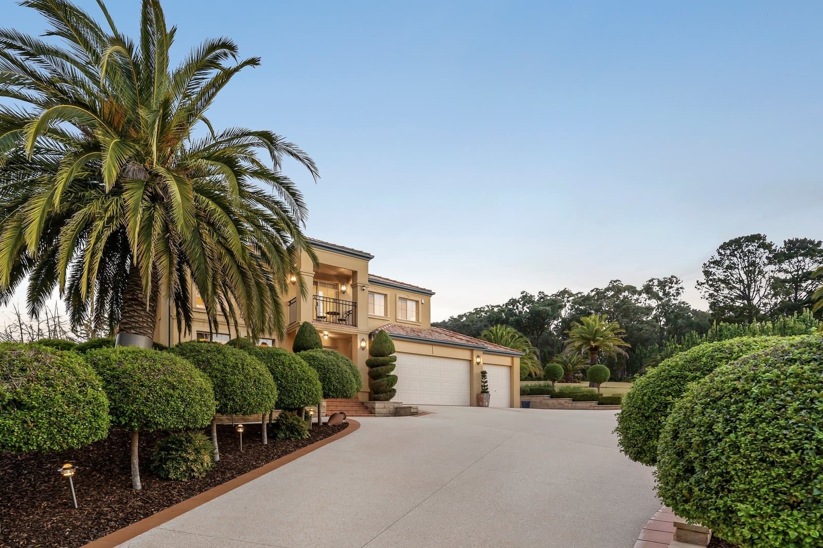 9 Villanova Court, Park Orchards - Thumbnail 4