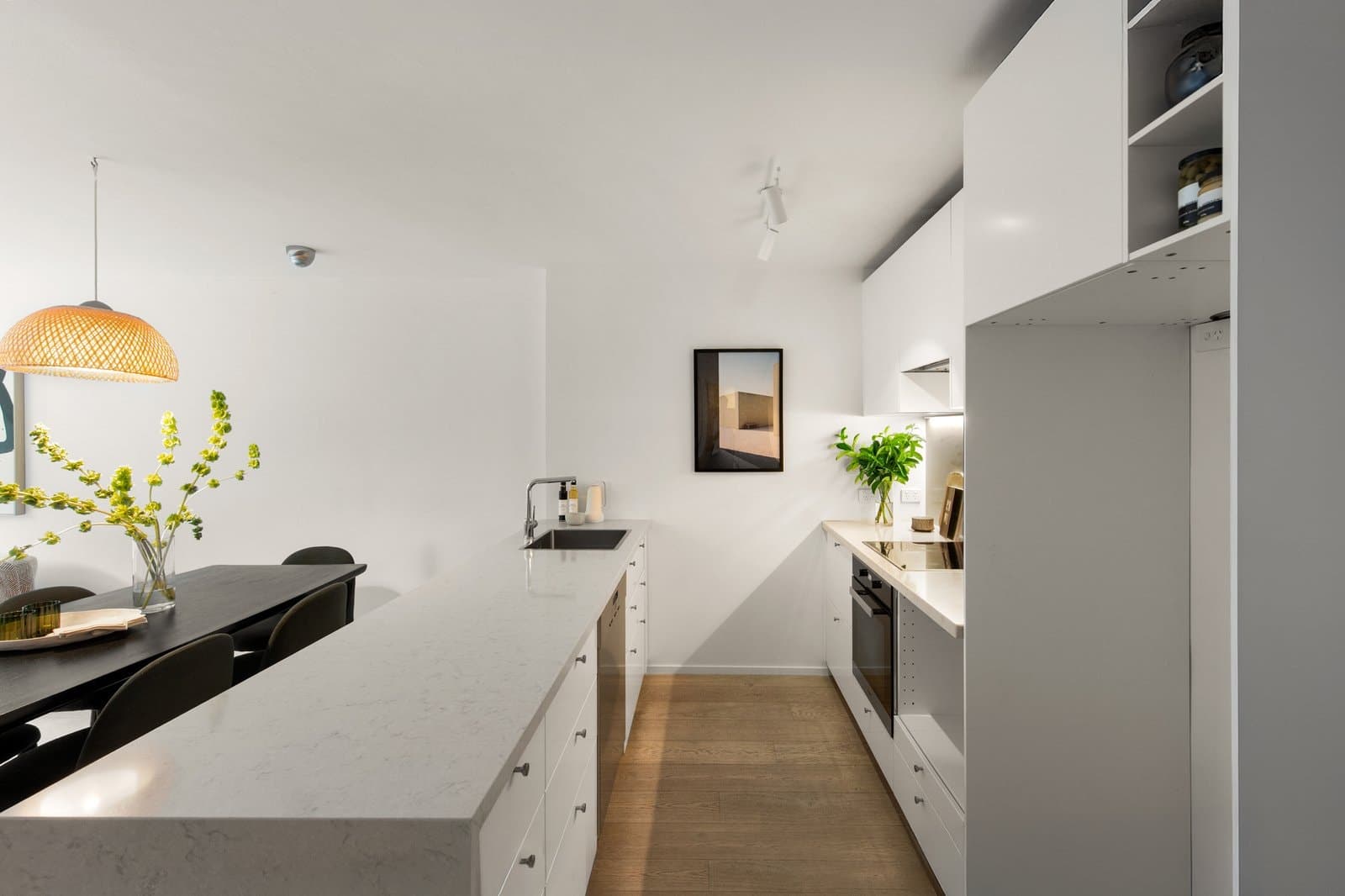 93A Eastern Road, South Melbourne - Thumbnail 2