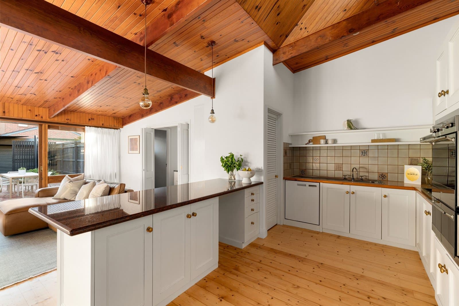 18 Park Road, Middle Park - Thumbnail 5